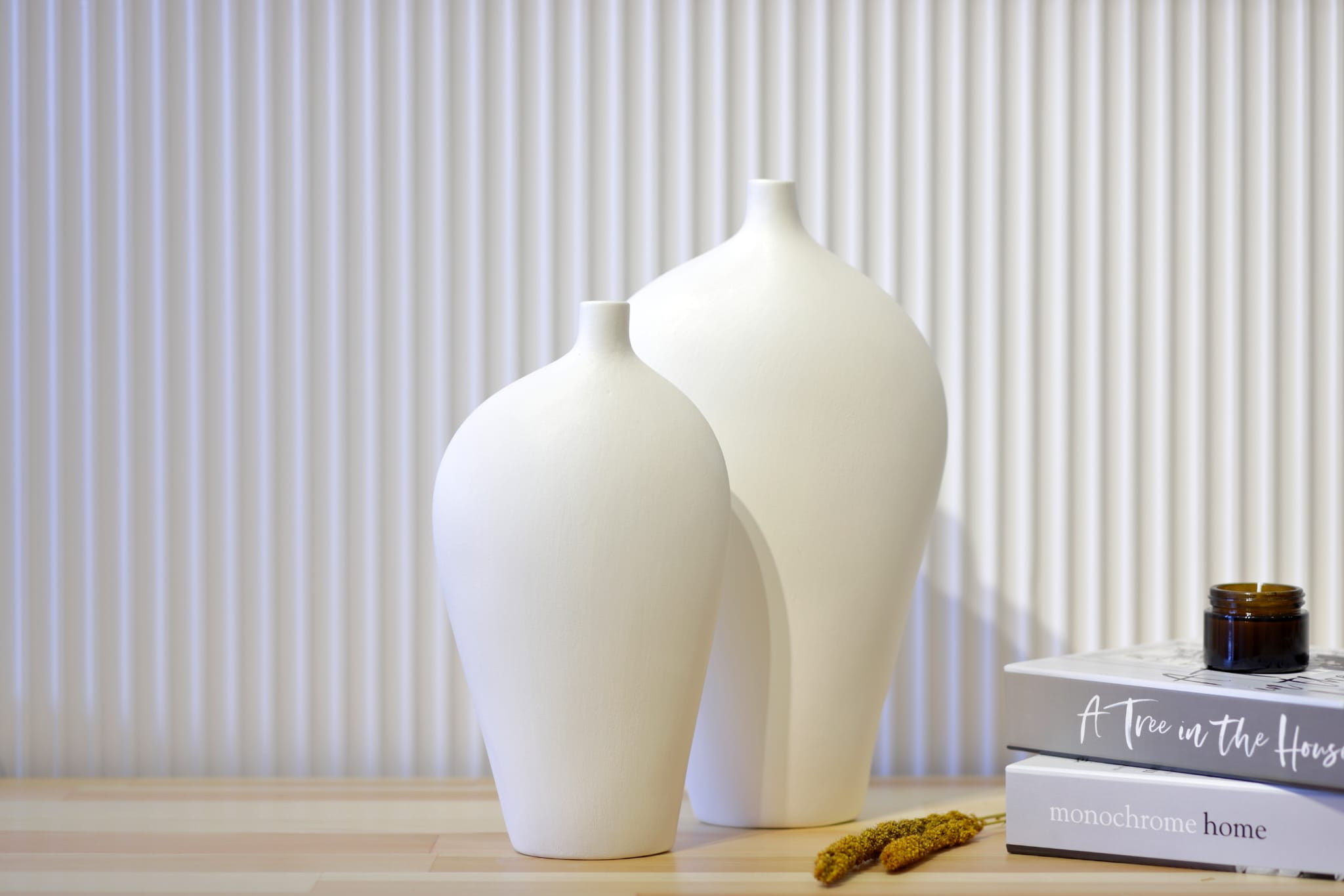 2 pcs Asymmetric Vase Set White